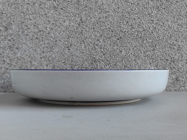 古玩陶瓷山水紋青花盤真品鑒賞圖