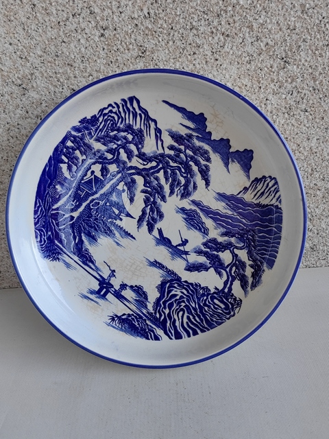 古玩陶瓷山水紋青花盤真品鑒賞圖
