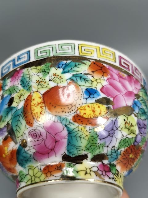 古玩陶瓷粉彩花卉紋茶碗拍賣，當(dāng)前價格99元