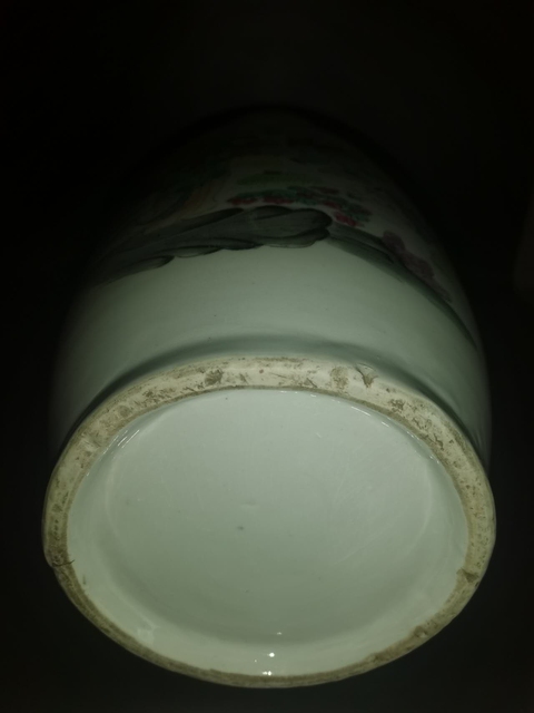 古玩陶瓷三娘教子圖雙松葉耳撇口瓶真品鑒賞圖