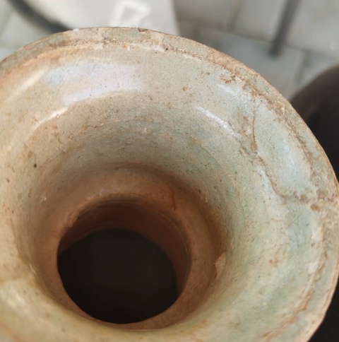 古玩陶瓷影青印花瓶真品鑒賞圖