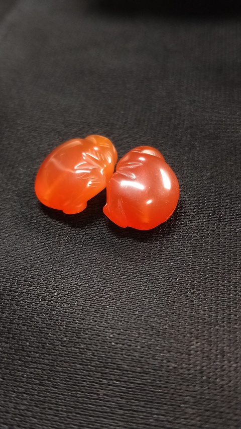古玩玉器紅瑪瑙雕“猴墜”真品鑒賞圖