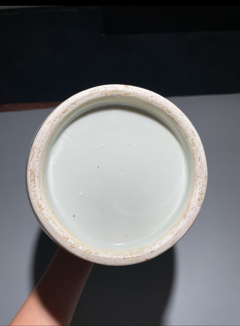 古玩陶瓷青花蓮托八寶雙耳撇口瓶真品鑒賞圖