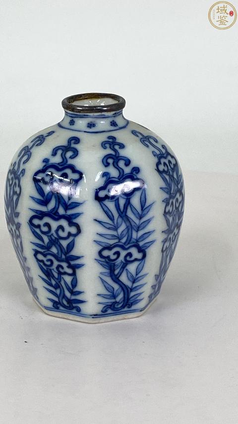 古玩陶瓷青花靈芝花卉紋八方罐真品鑒賞圖