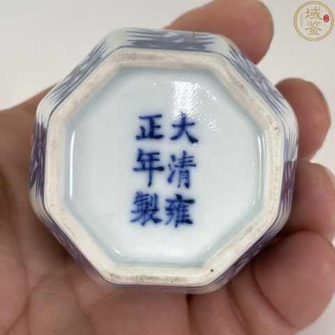 古玩陶瓷青花靈芝花卉紋八方罐真品鑒賞圖