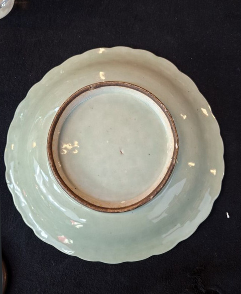古玩陶瓷清代乾隆青釉花口盤真品鑒賞圖