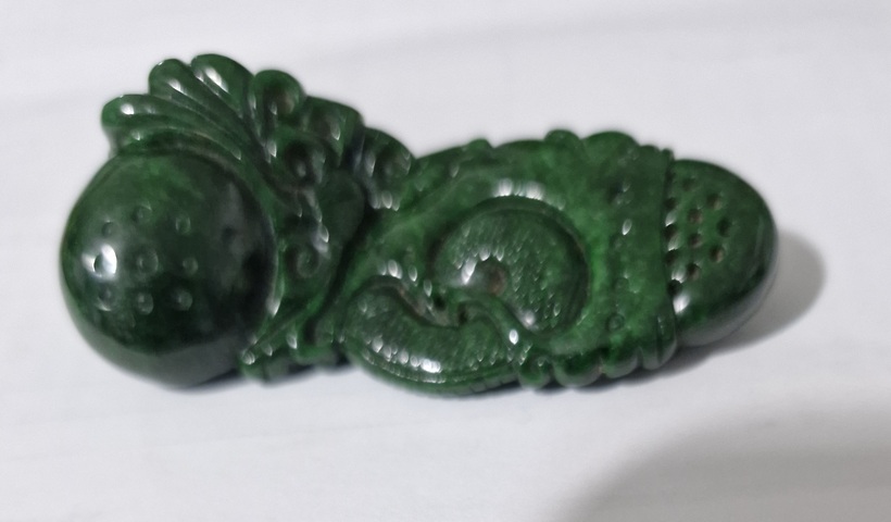 古玩玉器翡翠龍雕件真品鑒賞圖