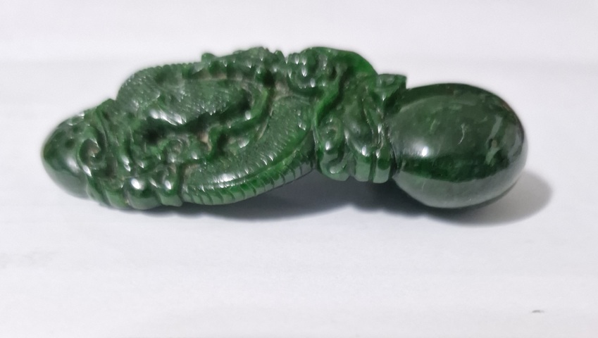 古玩玉器翡翠龍雕件真品鑒賞圖