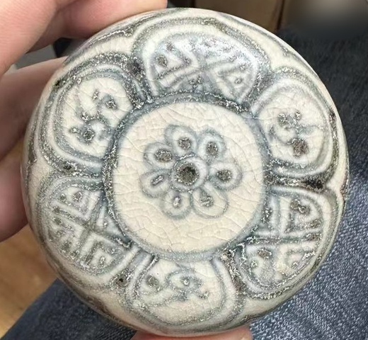 古玩陶瓷安南窯青花粉盒真品鑒賞圖
