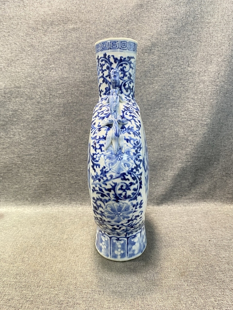 古玩陶瓷青花人物故事紋抱月瓶真品鑒賞圖