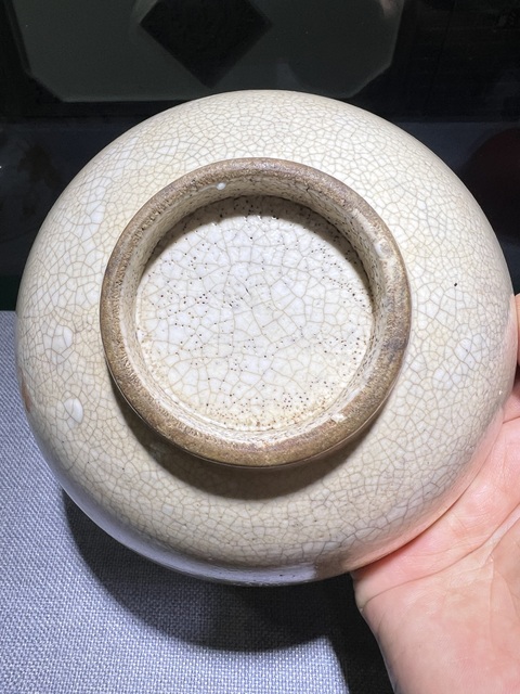 古玩陶瓷(清中期)哥釉碗拍賣,當前價格0元
