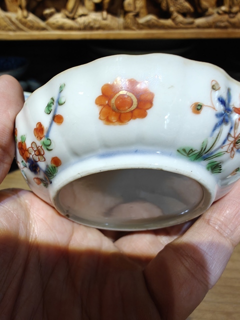古玩陶瓷青花五彩花卉紋杯碟真品鑒賞圖