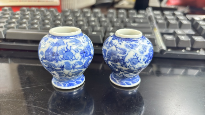古玩陶瓷龍紋青花罐真品鑒賞圖