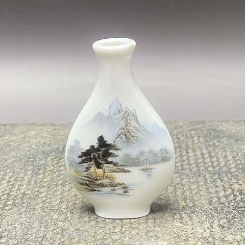 古玩陶瓷創匯·山水紋鼻煙壺拍賣,當前價格69元