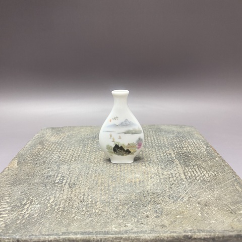 古玩陶瓷創匯·山水紋鼻煙壺拍賣,當前價格69元