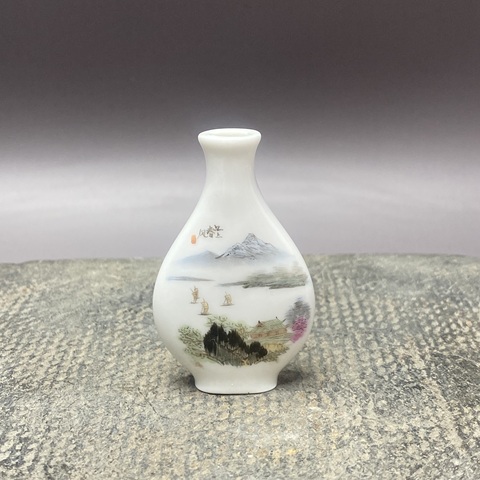 古玩陶瓷創匯·山水紋鼻煙壺拍賣,當前價格69元