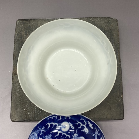 古玩陶瓷清晚期·云龍紋·青花馬蹄蓋碗拍賣,當前價格4680元