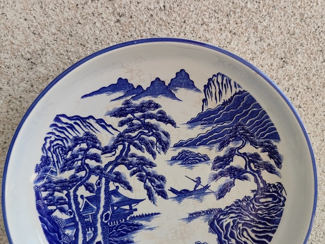 古玩陶瓷山水紋青花盤拍賣,當前價格350元