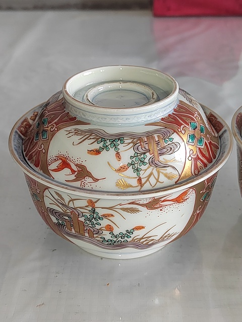 古玩陶瓷青花加彩蓋碗拍賣,當前價格200元