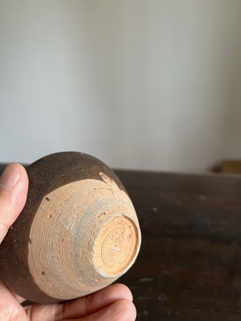 古玩陶瓷褐釉盞真品鑒賞圖