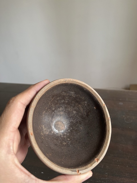 古玩陶瓷褐釉盞真品鑒賞圖