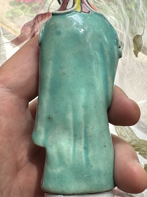 古玩陶瓷粉彩花卉人物瓷像真品鑒賞圖