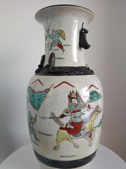 古玩陶瓷哥釉五彩瓶真品鑒賞圖