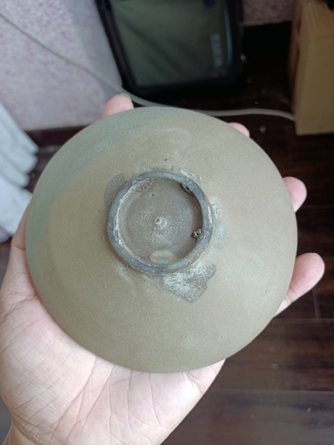 古玩陶瓷越窯青瓷葵口盞真品鑒賞圖