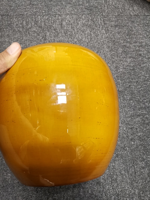 古玩陶瓷黃釉蓋罐真品鑒賞圖