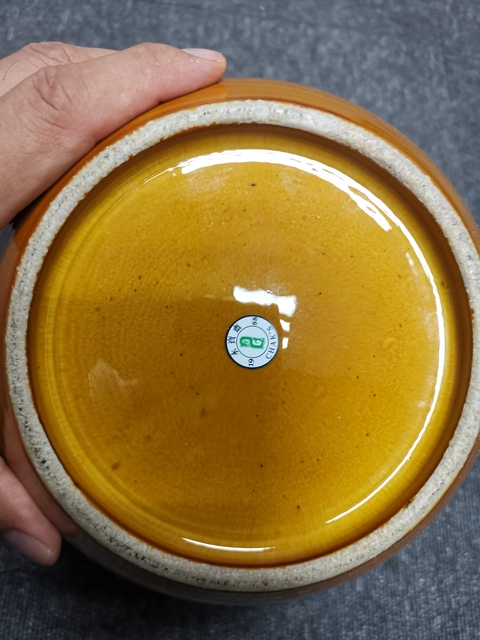 古玩陶瓷黃釉蓋罐真品鑒賞圖