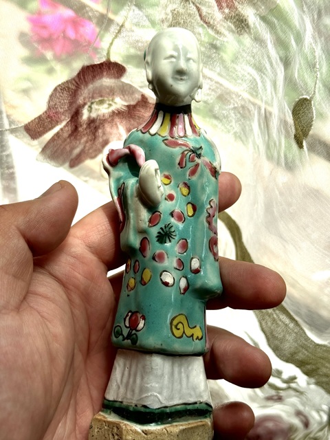 古玩陶瓷粉彩花卉人物瓷像真品鑒賞圖