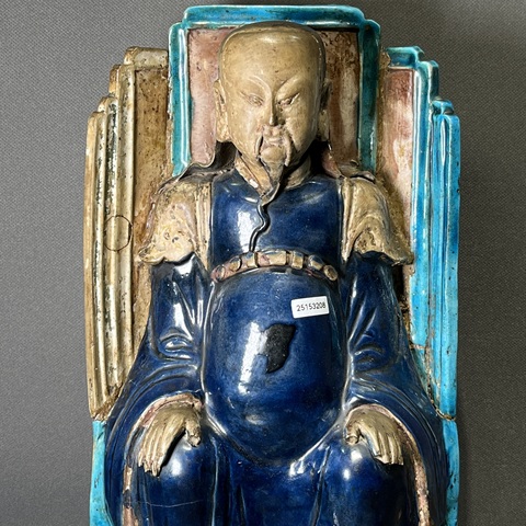 古玩陶瓷明晚期 景德鎮仿琺華真武大帝塑像真品鑒賞圖