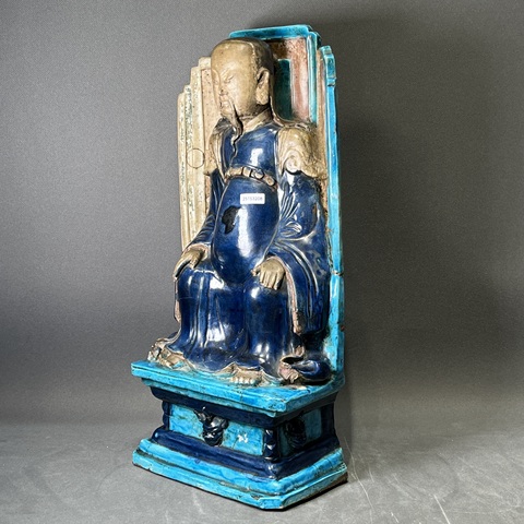 古玩陶瓷明晚期 景德鎮仿琺華真武大帝塑像真品鑒賞圖
