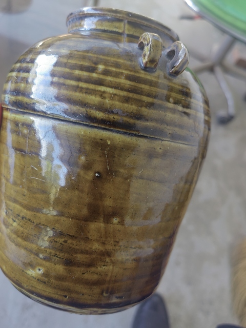 古玩陶瓷黃釉四系罐真品鑒賞圖