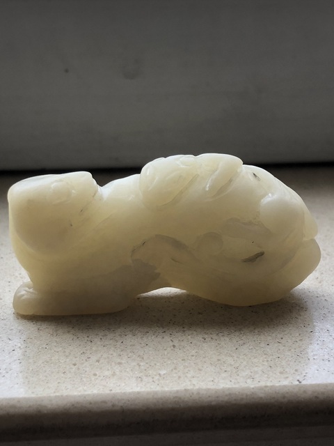 古玩玉器和田玉雕“瑞獸”把件真品鑒賞圖