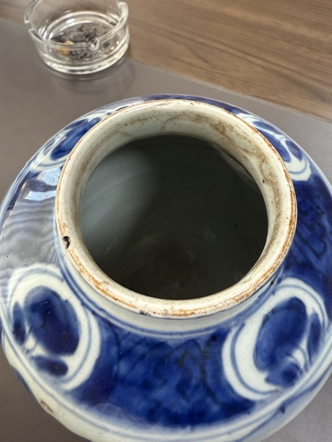 古玩陶瓷晚明青花罐真品鑒賞圖