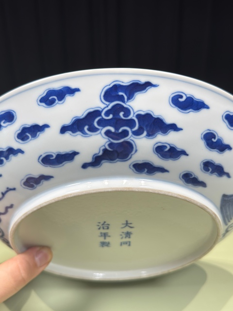 古玩陶瓷青花鸞鳳和鳴盤真品鑒賞圖