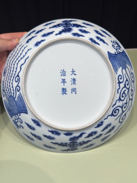 古玩陶瓷青花鸞鳳和鳴盤真品鑒賞圖