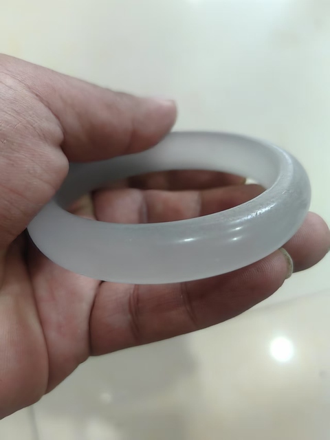 古玩玉器天然玉髓手鐲真品鑒賞圖
