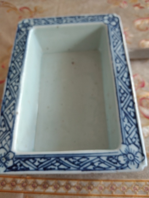 古玩陶瓷青花鏤空四方倭角水仙盆真品鑒賞圖