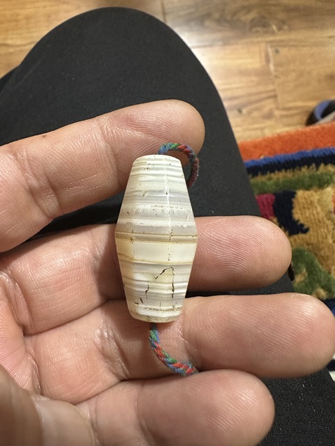 古玩玉器纏絲瑪瑙多愣珠拍賣,當(dāng)前價(jià)格3000元