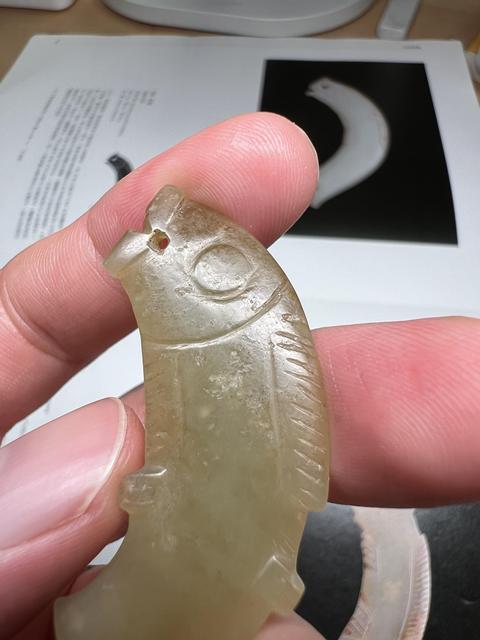 古玩玉器和田玉雕“魚形佩”真品鑒賞圖