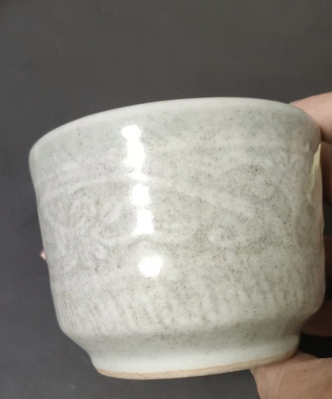 古玩陶瓷豆青釉刻花香爐真品鑒賞圖