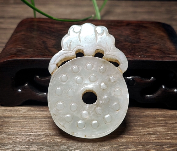 古玩玉器清代和田玉雕“福在眼前”佩拍賣,當前價格8800元