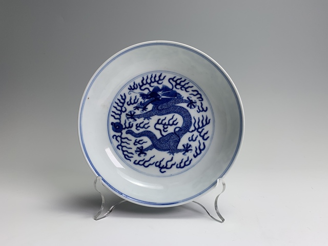 古玩陶瓷盤真品鑒賞圖