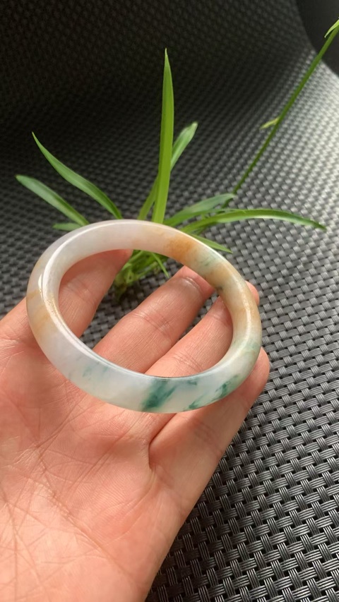 古玩玉器清代天然翡翠手鐲拍賣,當前價格49000元