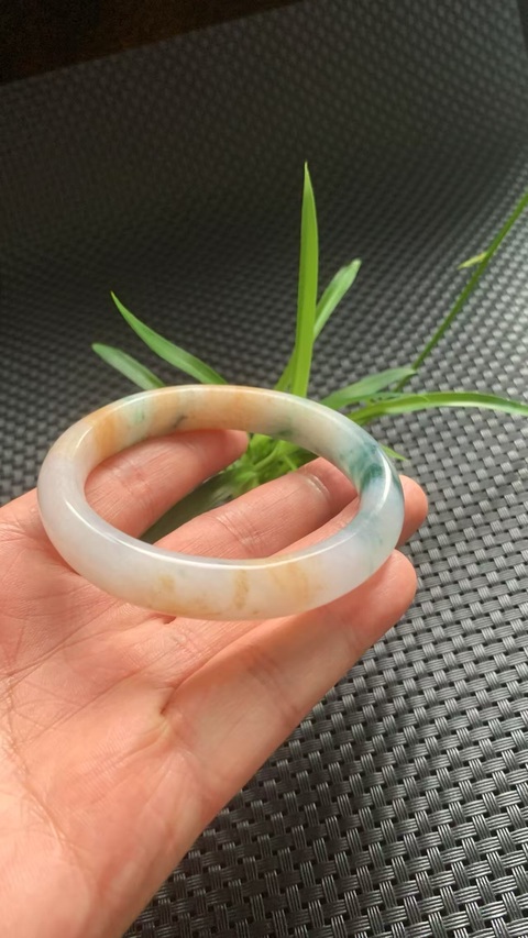 古玩玉器清代天然翡翠手鐲拍賣,當前價格49000元