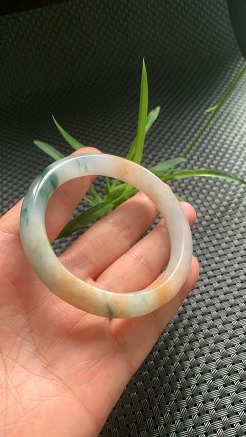 古玩玉器清代天然翡翠手鐲拍賣,當前價格49000元