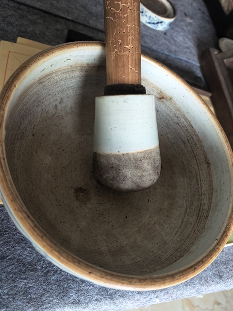 古玩陶瓷青化山水研缽真品鑒賞圖