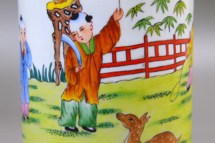 古玩陶瓷解放初期·銅胎畫琺瑯彩庭院仕女嬰戲圖筆筒拍賣,當(dāng)前價格0元